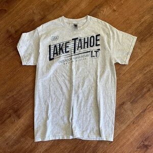Gildan tshirt size M
